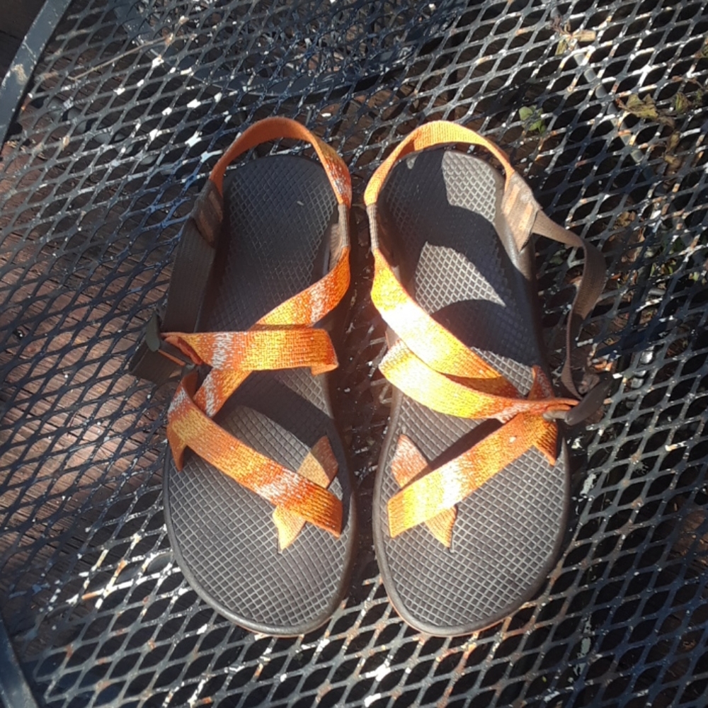 Chaocos Orange Womens size 10